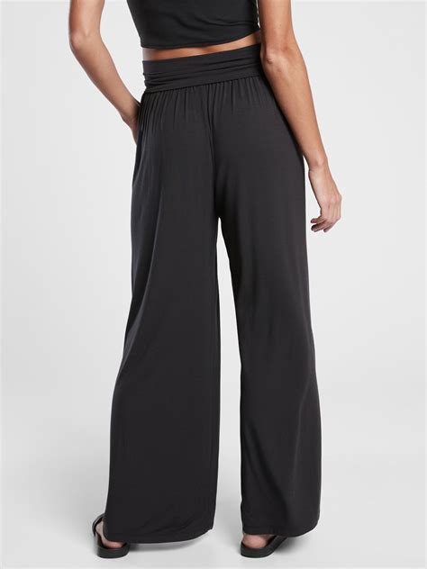 Studio Wide Leg Pant Athleta In 2021 Wide Leg Yoga Pants Wide Leg