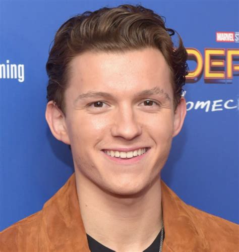 a tom holland haircut the amazing spider man