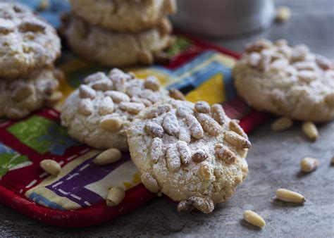 These christmas cookie recipes might be the best part of the season. Christmas Cookie Recipes Without Nut Itialian / Pignoli ...