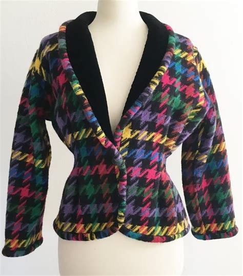 Vintage 1980s Ungaro Paralelle Wool Houndstooth Tweed Jacket Black