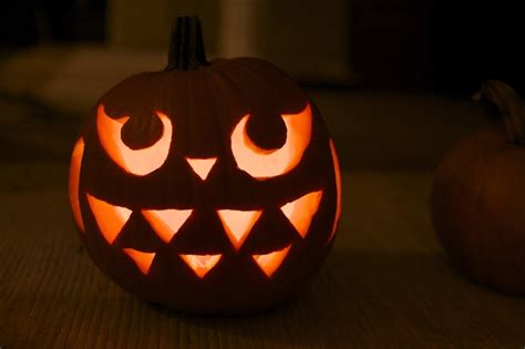 30 Cute Easy Pumpkin Carving Kiddonames