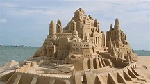 10 Amazing Sandcastles - YouTube