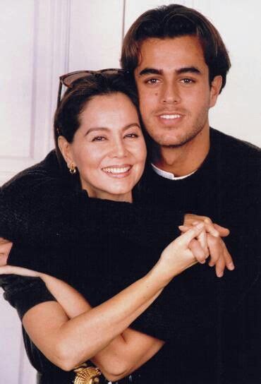 Enrique Iglesias And His Mother Isabel Preysler Enrique Iglesias