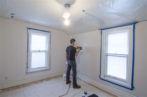 Painting Walls With A Paint Sprayer Wagnerspraytech Trimaco