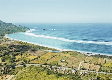 Lombok punya banyak destinasi wisata yang indah dan menarik bagi wisatawan, simak 9 tempat wisata di lombok berikut ini yang wajib selayaknya pulau bali, lombok juga menjadi destinasi favorit di indonesia yang harus masuk wishlist. Tempat Menarik di Lombok Yang Paling Popular PANDUAN LENGKAP