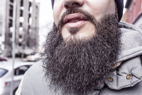 Islamic Preacher Says Men Without Beards Cause Indecent Thoughts As