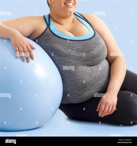 Woman Overweight Exercise Hi Res Stock Photography And Images Alamy