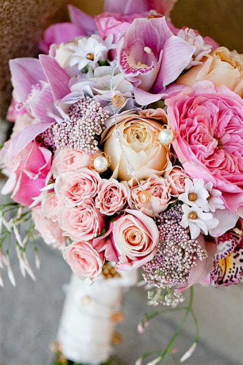 12 Stunning Wedding Bouquets 33rd Edition Belle The Magazine
