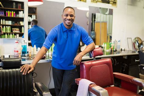 7 Things That Happen When You Go To A Black Barbershop