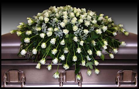 White Rose Casket Spray Swenson And Silacci Flowers