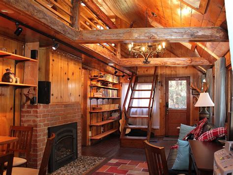 Cozy Woodland Cabin Woodz