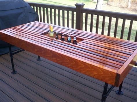 5 Design Your Functional Outdoor Coffee Table As A Beverage Cooler