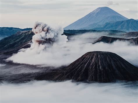 Mount Bromo East Java Indonesia Photo By Waranont Joe Hd Wallpapers