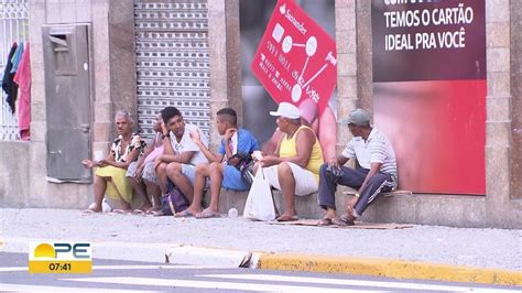 Moradores De Rua Do Recife Enfrentam Dificuldades Com Diminuição De Doações Bom Dia Pe G1