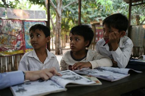 Empower 200 Cambodian Children Through Education Globalgiving