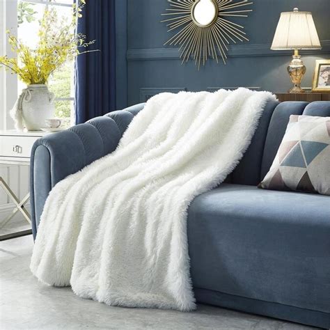 Cozy Tyme Yvonne White Polyester Throw In The Blankets And Throws