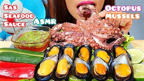 Asmr Octopus Mussels Sas Seafood Sauce Mukbang Eating Sounds Youtube