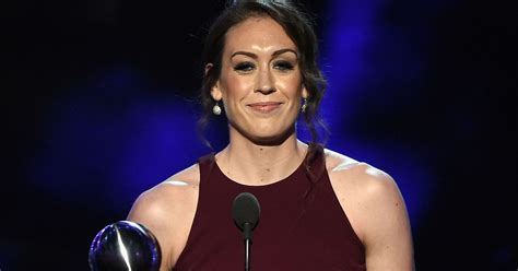 Wnbas Breanna Stewart Why Dont Professional Female Athletes Get The