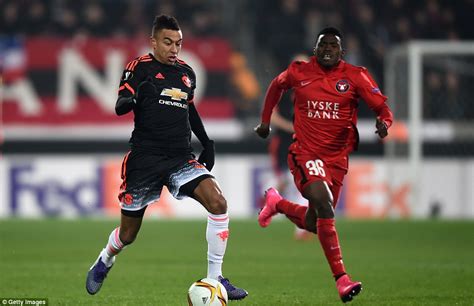 Jun 08, 2021 · expectedly onuachu has been linked with several clubs in europe, but the striker who joined genk from danish club midtjylland in summer 2019 had confirmed wining the top awards in belgium will. Midtjylland 2-1 Manchester United: Pione Sisto and Paul ...