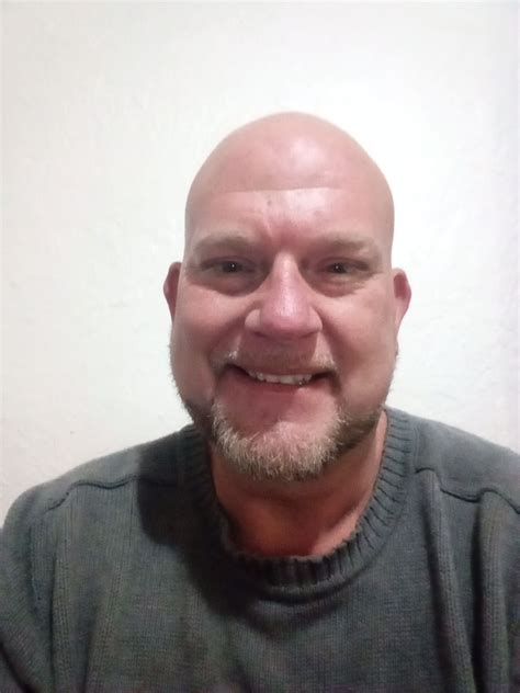 fophil - Professional Cuddler & Snuggle Buddy With Cuddle Companions