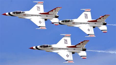 F 16 Thunderbirds Wallpaper ~ Air Show Hd Wallpaper Goawall