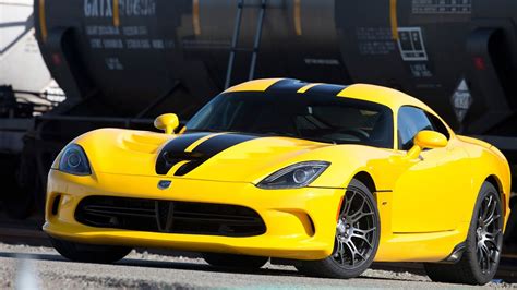 97395 2013 Srt Viper Race Yellow 84 V10 640 Hp 206 Mph 0 62 Mph 3 S