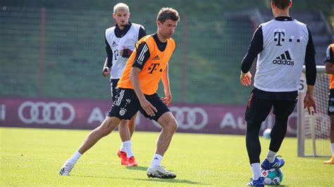 Here you will find mutiple links to access the al ahly match live at different qualities. Thomas Müller lidera los entrenamientos - FC Bayern