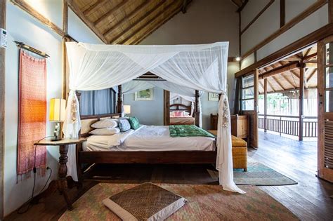Gili trawangan house 2 bedrooms / 2 bathrooms / sleeps 4 price per night from. Gili Trawangan villa with 4 bedrooms | FlipKey