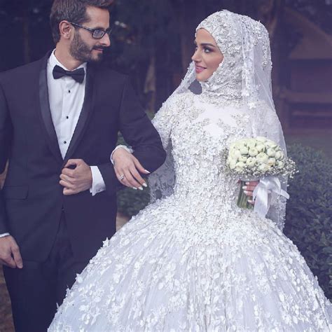 Muslim Ball Gown Wedding Dresses Long Sleeve Applique Turkish Islamic