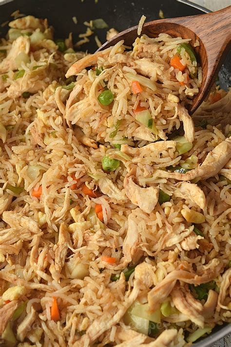 Process to make the chicken fried rice: Indian Chicken Fried Rice - Restaurant Style - restaurant style chinese fried rice