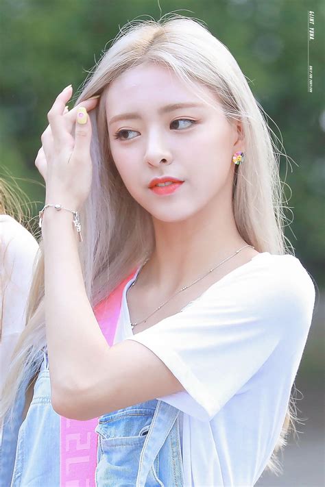 Itzy・yunaㅤㅤㅤㅤㅤㅤㅤㅤㅤㅤㅤㅤ ㅤㅤㅤㅤㅤㅤㅤㅤㅤㅤㅤㅤㅤㅤㅤㅤㅤㅤㅤㅤㅤ190802 Itzy 있지 Yuna 유나