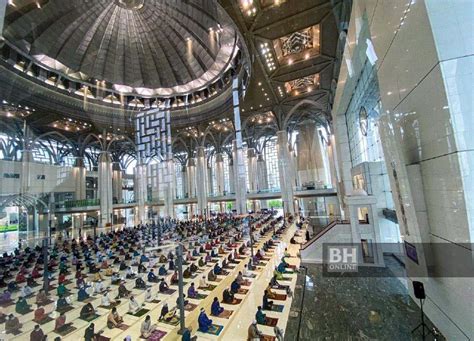 Tinjauan Solat Sunat Hari Raya Aidiladha Foto Berita Harian