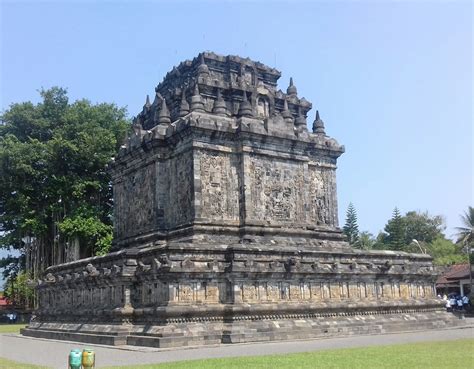 Candi Mendut