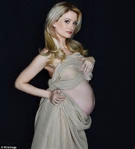 Pregnant Holly Madison Puts On A Peepshow As She Proudly Bares Her Bump