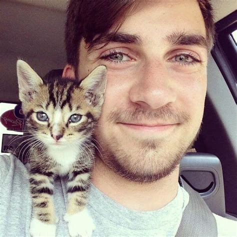 These Hot Dudes With Kittens Will Make Everything Better