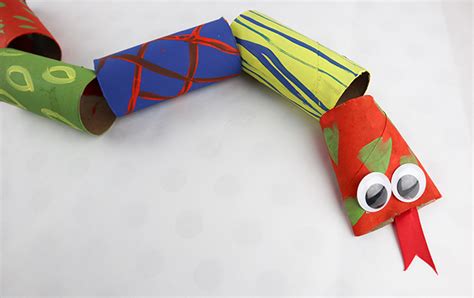 Toilet Paper Roll Snakes Easy And Fun Craft For Kids Clumsy Crafter