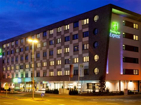 We pride ourselves on delivering an affordable, enjoyable hotel experience where guests are always welcomed warmly. Holiday Inn Express Bremen Airport IHG Hotel
