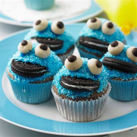 Aus diesem grund findet man hier spezielle formulierungen für geburtstagsgrüße für die enkelin, ein patenkind, die nichte oder eine freundin des eigenen nachwuchses. Diese Kuchen sind beim Kindergeburtstag der Hit | Kuchen ...