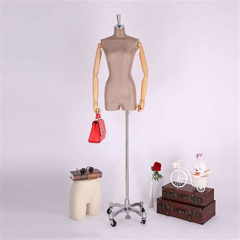 Xinji Hot Sale Fashion Female Half Body Mannequin Dummies For Clothes