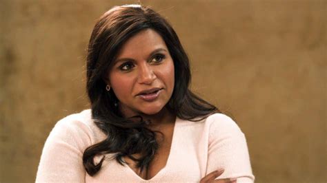 The Best Advice Mindy Kaling Got From Her Late Mother Mindy Kaling Lost Her Mother To Cancer