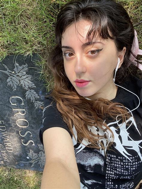 Goth Selfie 🤍 Scrolller