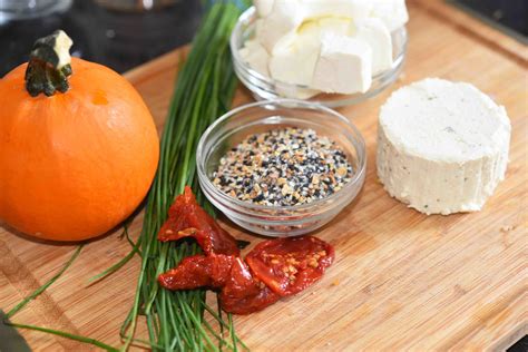 Everything Spice Pumpkin Cheese Ball — Nikki Dinki Cooking