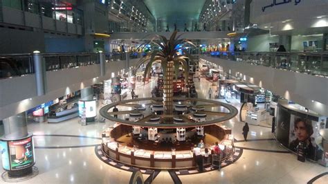 Dubai International Airport Terminal 3 Dxb Transiting Dubai Airport