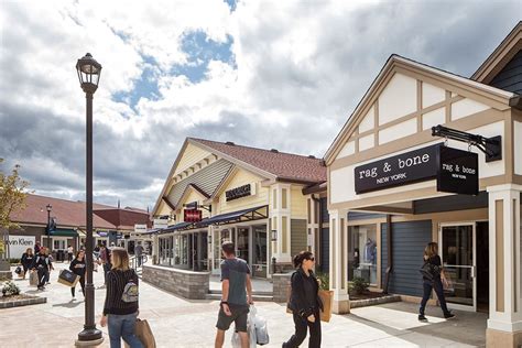Woodbury Common Premium Outlets Woodbury Common Outlet New York