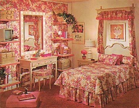 60s Bedroom Decor In 2020 Retro Bedrooms Bedroom Vintage 70s Bedroom