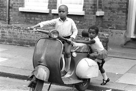 Londons East End In The 1960s By Steve Lewis Flashbak East End