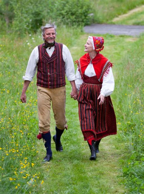 scandinavian folk dress copyright laila duran 9 swedish dress folk costume folklore fashion