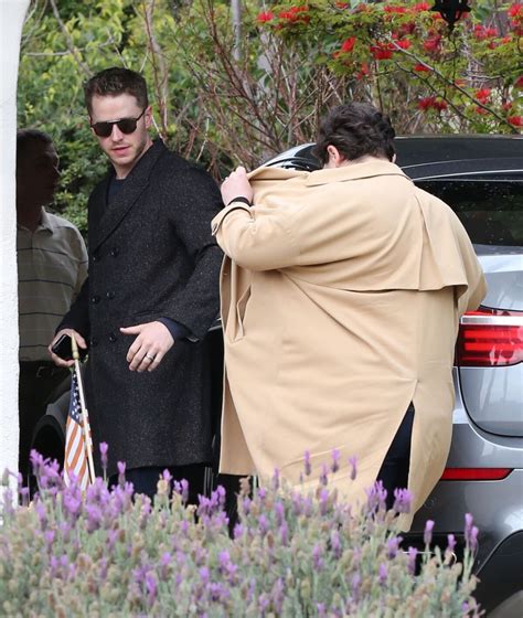 Vid O Ginnifer Goodwin Tr S Enceinte Et Son Mari Josh Dallas Au Lendemain De Leur Mariage