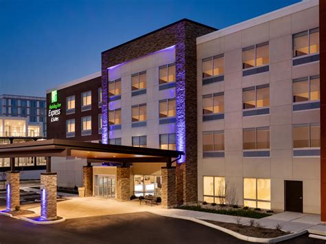 Hotels Near Cincinnati Airport Holiday Inn Express And Suites