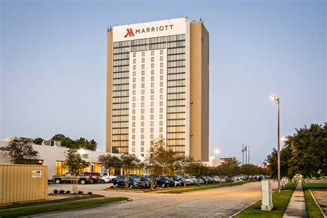 Take A Look Inside The Baton Rouge Mariott Hotel Following Its 28m